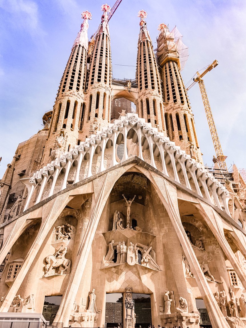 20 Photos To Inspire You To Visit Barcelona